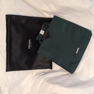 PRADA BEAUTY PARADIGME TOTE BAG/ WITH DUST BAG COVER (NEW)